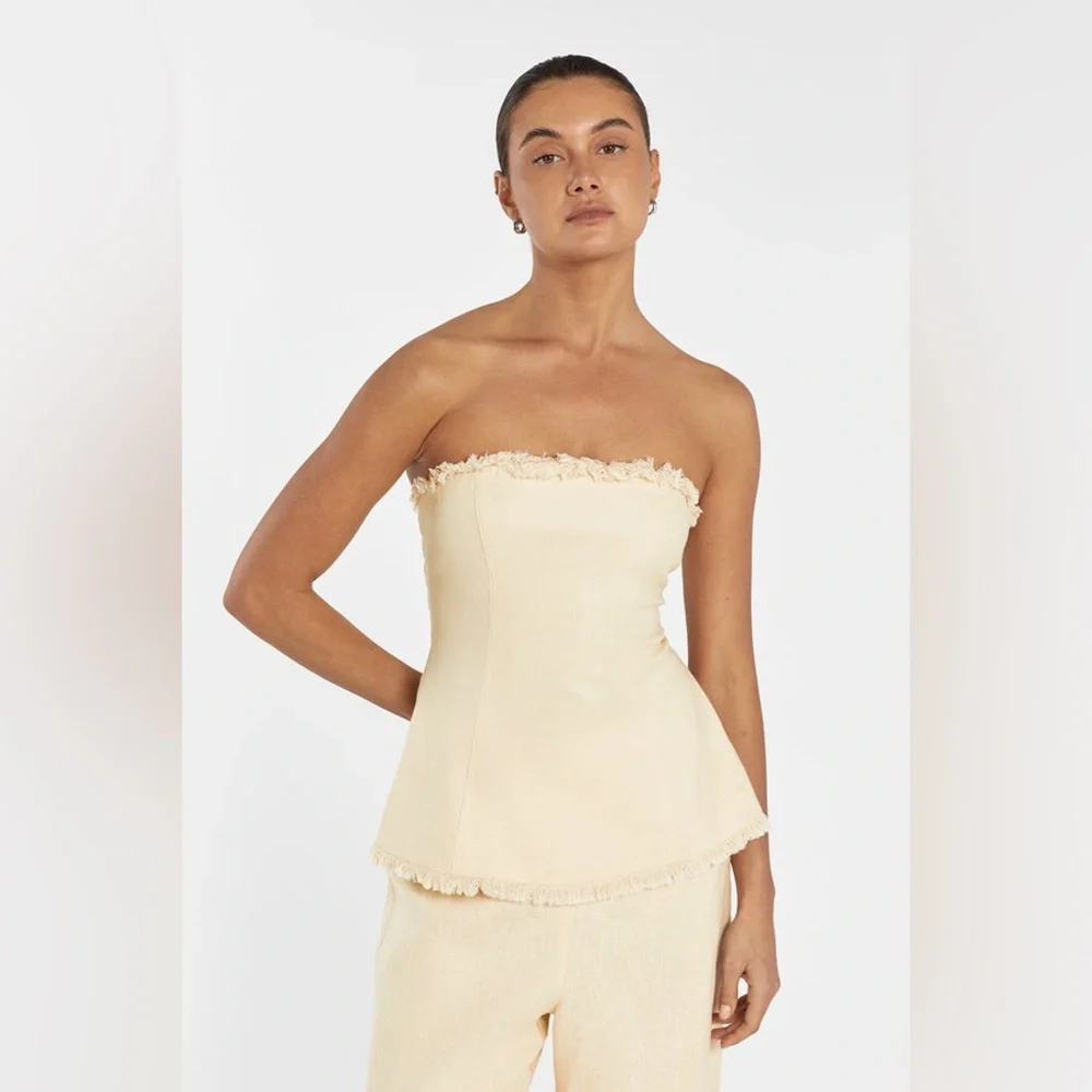 DISSH Pale Yellow Strapless Bustier Top - Picture 3 of 12